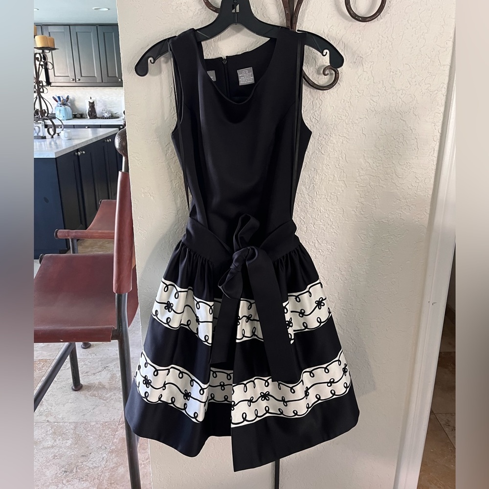 Liz Claiborne two- piece dress .